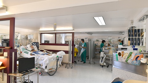 Número de doentes covid-19 em internamento continua a baixar na Madeira