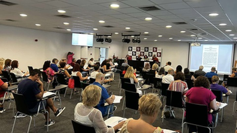 Docentes dos 2.º e 3.º Ciclos do Ensino Básico e do Ensino Secundário reunidos, nos dias 13 e