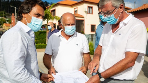 Papa pede protecção aos civis e aos hospitais e a libertação dos