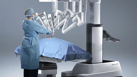 Exemplo de um robot cirúrgico usado em vários hospitais de topo em Portugal.&nbsp; &nbsp;Foto DR