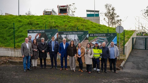 A líder regional socialista acompanhou os deputados do PS que integram a Comissão de Ambiente e Energia da Assembleia da República numa visita ao concelho do Porto Moniz.