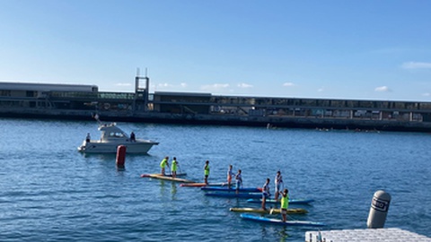 &nbsp;Segundo momento da etapa europeia decorre ao longo da baía do Funchal, entre o Porto e a praia da Barreirinha, e conta com 21 atletas que lutam pelos títulos na categoria de juniores e amadores.