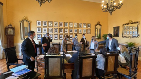 A reunião de instalação da CMF durou cerca de 40 minutos. Foto Rui Silva/Aspress