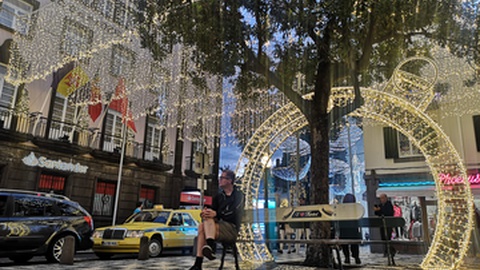 A magia do Natal estará presente na baixa da cidade do Funchal até 9 de Janeiro