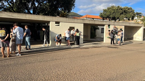 Alunos de arquitectura na Escola da Vila do Porto Santo