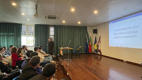 Armando Coutinho Pereira do Estabelecimento
Prisional do Funchal foi o orador convidado