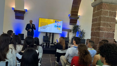 Secretário regional de Educação, Ciência e Tecnologia presidiu a sessão de abertura do evento