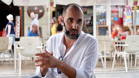 Chefe de Divisão de Turismo, Protocolo e Eventos da Câmara Municipal do Funchal, Ricardo Araújo, convidado da emissão especial da TSF Madeira para os Altares de São João, Foto Miguel Espada / ASPRESS