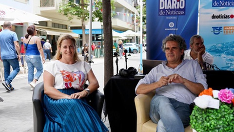 Técnica Superior da Sociohabitafunchal, Neuza Quintal, convidada&nbsp;da emissão especial da TSF Madeira para os Altares de São João, Foto Miguel Espada / ASPRESS