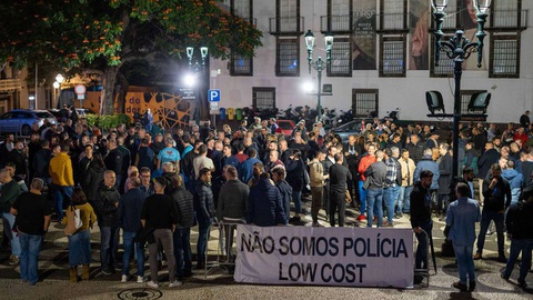 No passado, a luta por melhores condições de trabalho nas forças de segurança chegou, também, ao Funchal.&nbsp;