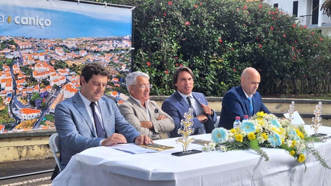 Entidades presentes na cerimónia de comemoração do 19.º aniversário da cidade do Caniço&nbsp;