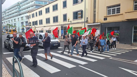 Desfile/manifestação sem a presença da PSP.