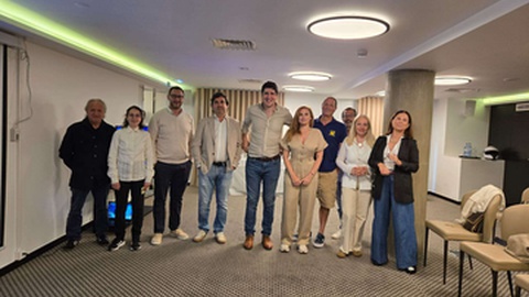 João Côrte Fernandes, ao centro, liderou esta campanha pela IL Madeira