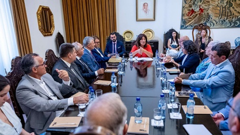 A presidente da Assembleia Legislativa da Madeira reuniu-se hoje com os conselheiros da diáspora madeirense.&nbsp;