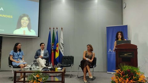 Elsa Fernandes reforçou as alterações nos critérios de atribuição de bolsas de estudo para o Ensino Superior, permitindo chegar a mais de 600 famílias.&nbsp;