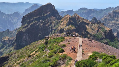 Eclipse será visísil sobretudo nos pontos mais altos da Madeira, onde a vigilância deverá ser reforçada.&nbsp;