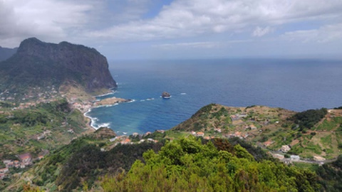 Nuvens marcam previsões do tempo para esta quinta-feira, na Madeira.&nbsp;