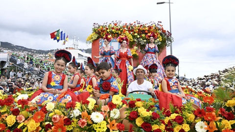São várias as iniciativas que preenchem este cartaz turístico.&nbsp;