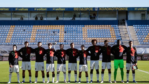 Olhanense, que jogava na Primeira Liga em 2014, está agora em último lugar  da Série D do Campeonato de Portugal (4ª Divisão) com 7 derrotas em 7 jogos  : r/PrimeiraLiga