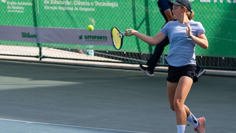 Madalena Fernandes (na foto) e Francisca Marote marcarão presença no quadro principal do 'Madeira Ladies Open 2025'.&nbsp;