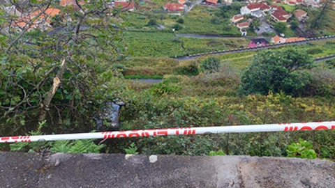 Um dos sinistros ocorreu no Porto Moniz e ferido dois jovens.