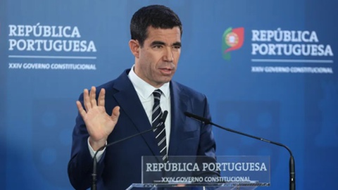 O ministro da Presidência, António Leitão Amaro