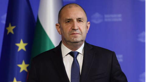 Rumen Radev disse que o drone explodiu perto do gasoduto Transbalcânico, que liga a Turquia à Ucrânia.