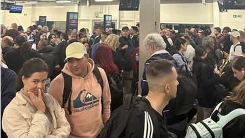 Foto Twitter/@AnnaMcGovernUK