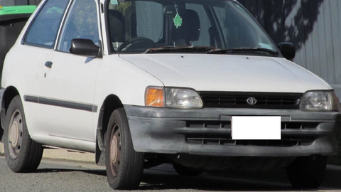 O carro é idêntico ao da fotografia