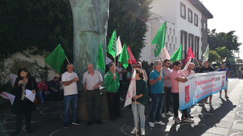 O primeiro dia de greve decorreu na quarta-feira e teve um plenário junto à Assembleia da Madeira.