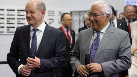 O chanceler alemão, Olaf Scholz, e o primeiro-ministro, António Costa