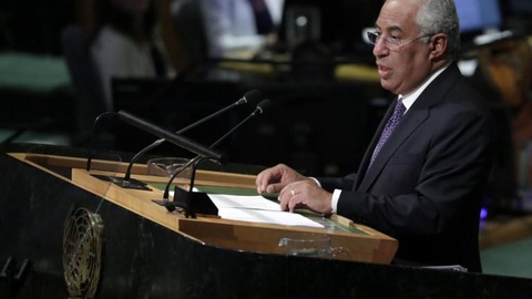 Foto EPA/JASON SZENES