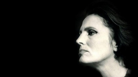 O lançamento do CD assinala os 18 anos sobre a morte da diva, esta sexta-feira.