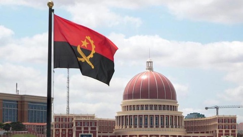 As reconhecidas mudanças no sector da Saúde angolano, surgem no dia a seguir à exoneração de Isabel dos Santos da Sonangol.