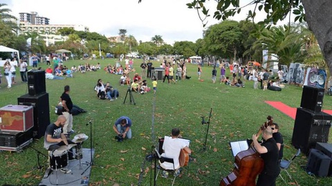 Os jardins do Lido têm sido palco de vários eventos sociais, culturais e desportivos.   Foto Arquivo