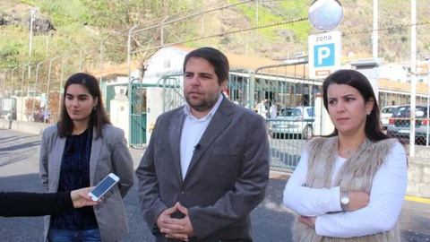 O Grupo Parlamentar do PSD promoveu, esta amanhã, uma iniciativa política na Ribeira Brava.