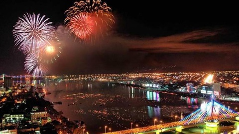 FOTO Página oficial do Facebook do festival internacional de fogo-de-artifício de Danang