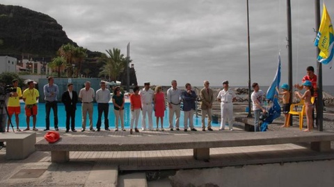 Foto da cerimónia da Bandeira Azul em 2014.