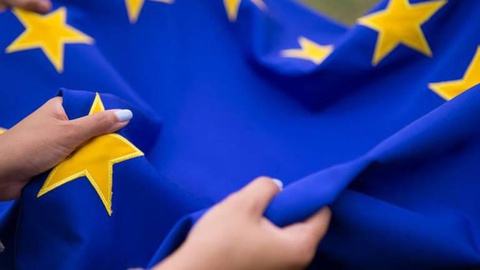 FOTO Facebook European Comission