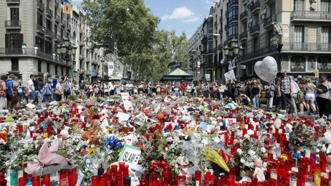 Os atentados de Las Ramblas e de Cambrils (Tarragona), a 17 de Agosto de 2017, fizeram 16 mortos, entre os quais duas portuguesas, e 120 feridos.