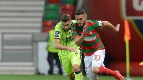 O jogo realiza-se no Estádio dos Barreiros, no Funchal, está agendado para as 20h30.