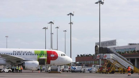 Miguel Albuquerque reagiu hoje, à margem da Festa da Vindima, às declarações do presidente executivo da TAP, que afirmou que as tarifas de e para a Madeira são “módicas”.