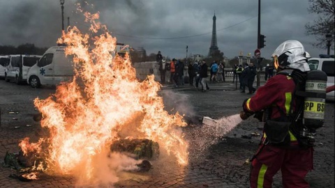 Foto EPA/IAN LANGSDON