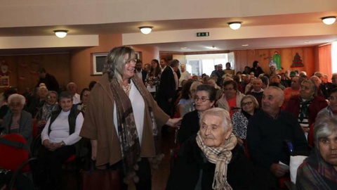 Rita Andrade na Festa de Natal da Associação Santana Cidade Solidária.