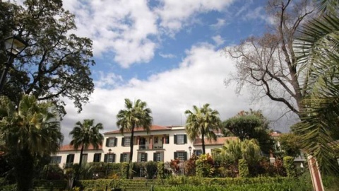 O hotel madeirense Quinta Jardins do Lago é o mais bem cotado de Portugal, de acordo com os ‘Travelers’ Choice 2019’ do TripAdvisor.