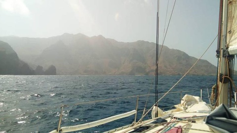 Algumas das últimas fotos das ilhas do Fogo e da Brava antes de rumar às ilhas Barbados.   Fotos DR/Miguel Sá