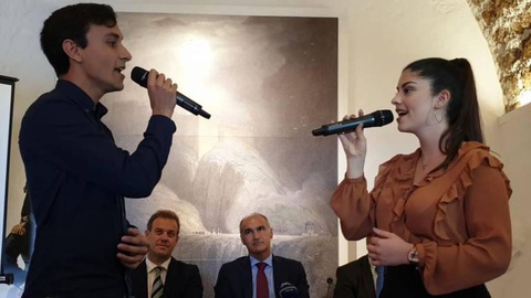 Sara Silva e Gonçalo Freitas enriqueceram a apresentação com um momento musical.