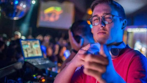 O DJ Rafzz é um dos animadores do ‘after party’ da super-especial do Rali de São Vicente, na Ponta Delgada. Foto Facebook