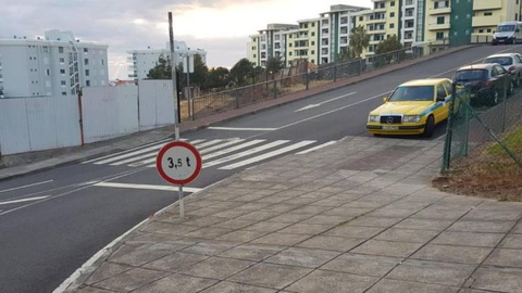 “Deve ter caído com o peso!” - sugere Marco Nunes.