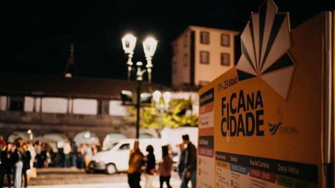 A 5.ª edição do ‘Fica na Cidade’ decorre até quinta-feira, dia 23 de Maio, e tem o cunho da Câmara Municipal do Funchal.